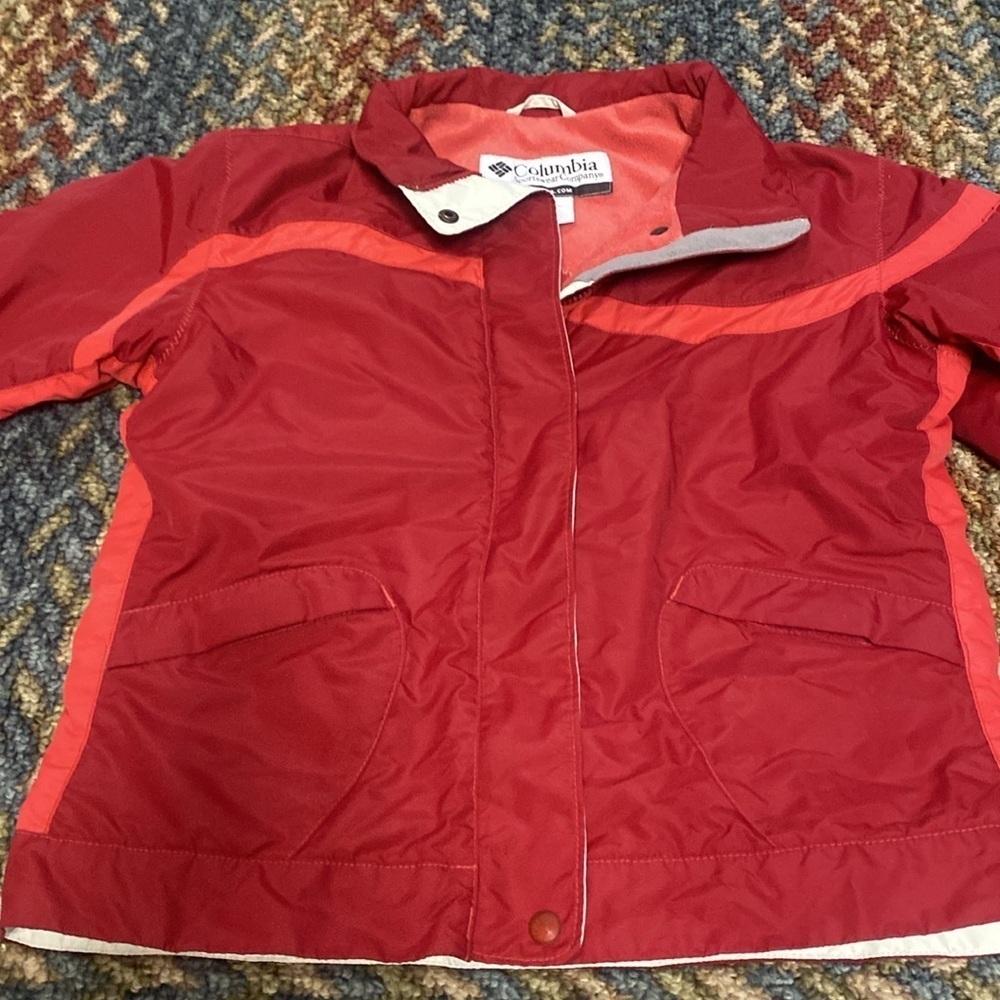 ❤️❤️❤️ HOST PICK!!  Ladies Size Medium Columbia Sportswear Burgundy Coat - Picture 3 of 13
